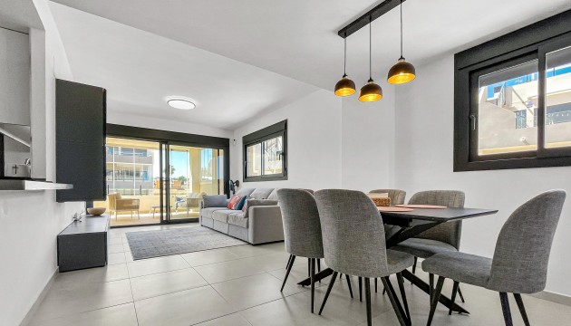 Resale - Apartment - Orihuela Costa - Los Dolses
