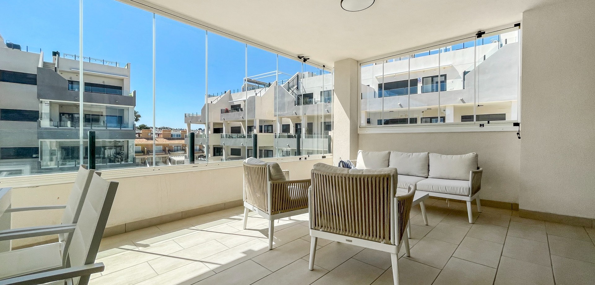 Apartment in Los Dolses - Image 4