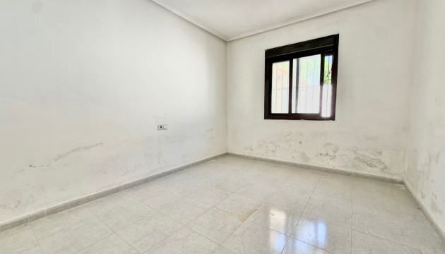 Resale - Semi Detached Villa - Ciudad Quesada