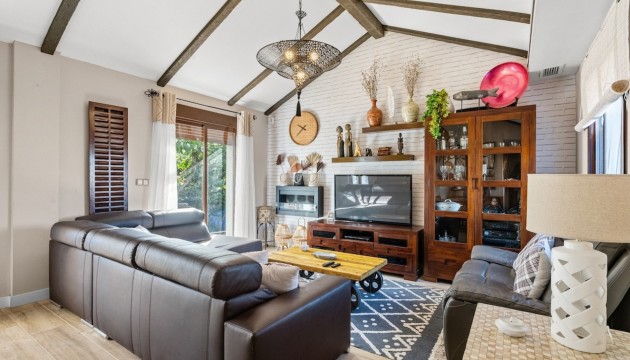 Resale - Detached Villa - Santa Pola - El Poble Llevanti