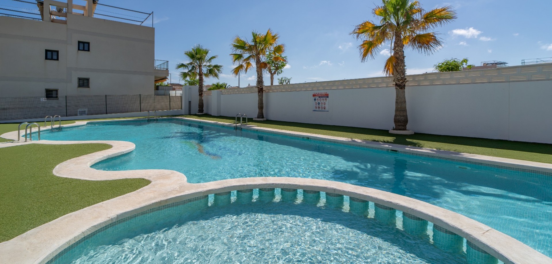 House in Torre de la Horadada - Image 2