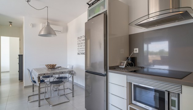 Resale - Bungalow - Pilar de la Horadada - Mil Palmeras