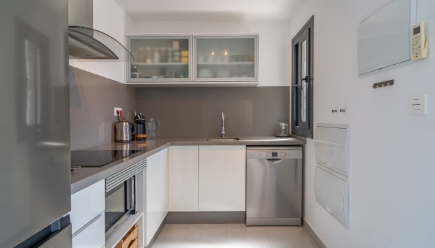 Resale - Bungalow - Pilar de la Horadada - Mil Palmeras