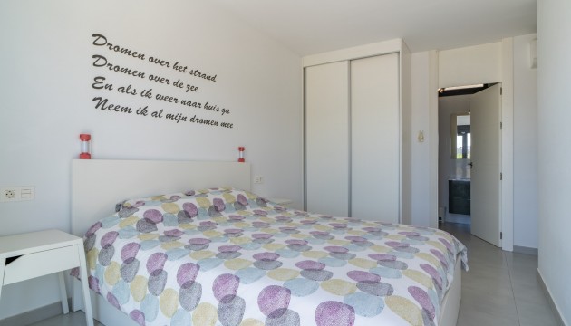 Resale - Bungalow - Pilar de la Horadada - Mil Palmeras