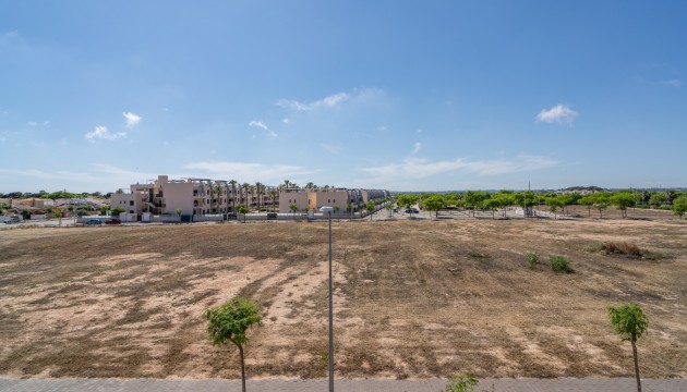 Resale - Bungalow - Pilar de la Horadada - Mil Palmeras