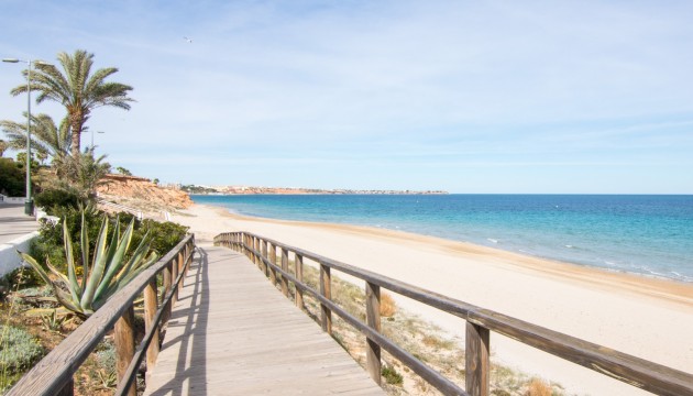 Resale - Bungalow - Pilar de la Horadada - Mil Palmeras