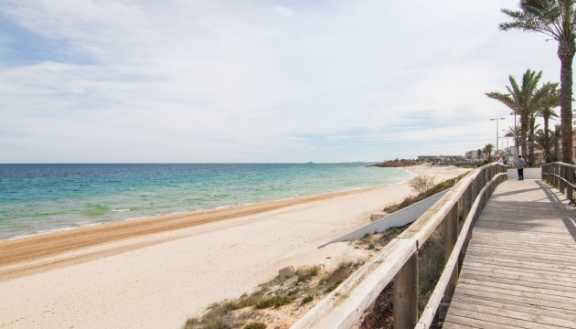 Resale - Bungalow - Pilar de la Horadada - Mil Palmeras
