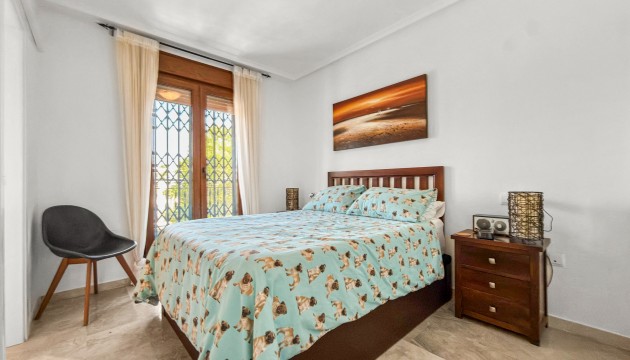 Resale - Apartment - Orihuela Costa - Villamartín