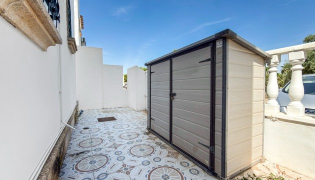 Resale - Apartment - Orihuela Costa - Villamartín