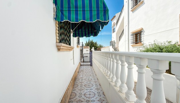 Resale - Apartment - Orihuela Costa - Villamartín