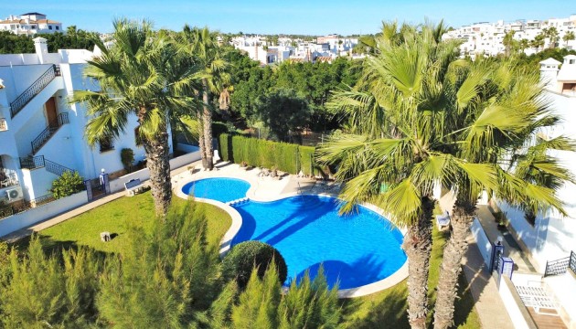 Resale - Apartment - Orihuela Costa - Villamartín