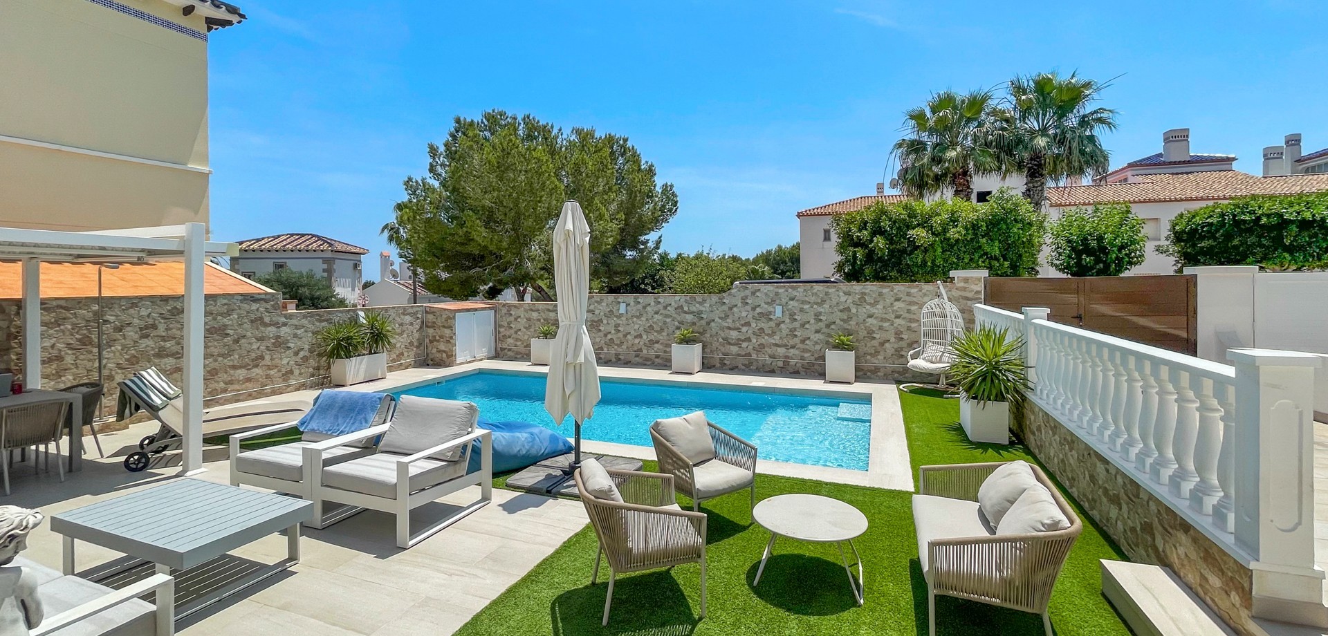 House in Los Dolses - Image 2