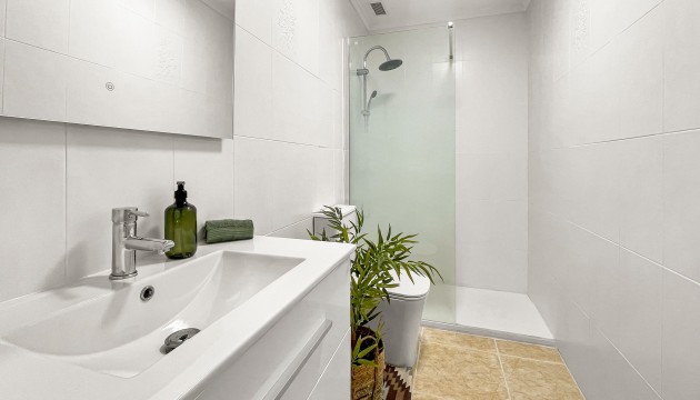 Reventa - Apartamento - Torrevieja - Playa de los Locos