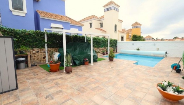 Videresalg - Detached Villa - San Miguel de Salinas - Villamartín