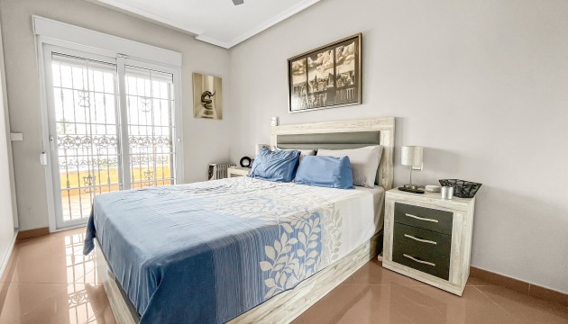 Videresalg - Detached Villa - Orihuela Costa - Los Dolses