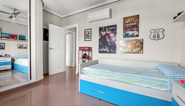 Videresalg - Detached Villa - Orihuela Costa - Los Dolses