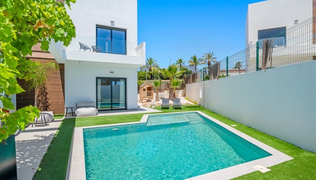 Resale - Detached Villa - Ciudad Quesada