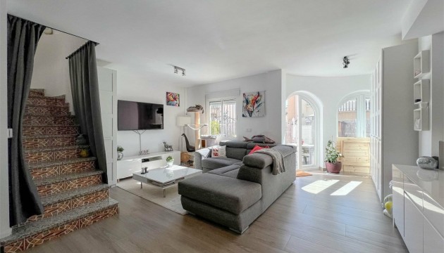 Reventa - House - Orihuela Costa - Villamartín