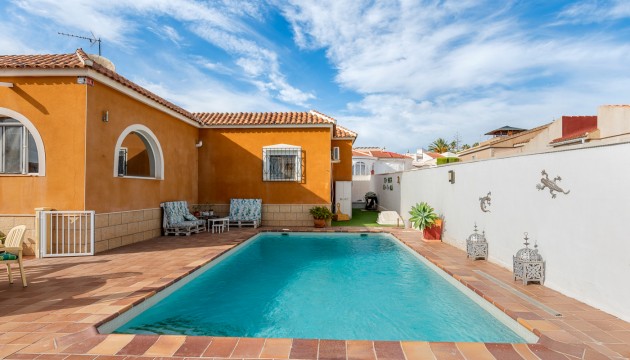 Resale - Detached Villa - Ciudad Quesada