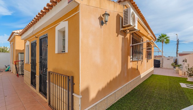 Resale - Detached Villa - Ciudad Quesada