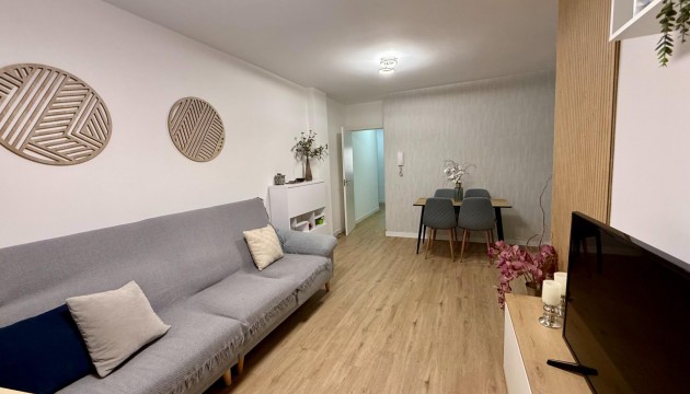 Reventa - Apartamento - Torrevieja