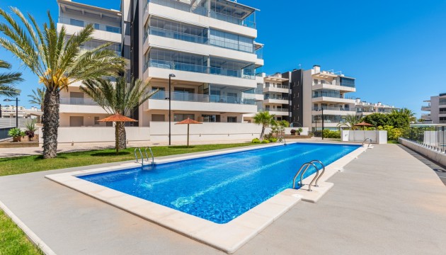 Odsprzedaż - Apartment - Orihuela Costa - Los Dolses
