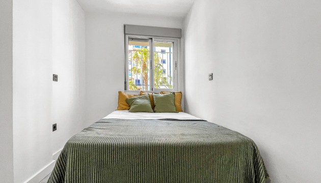 Odsprzedaż - Apartment - Orihuela Costa - Punta Prima