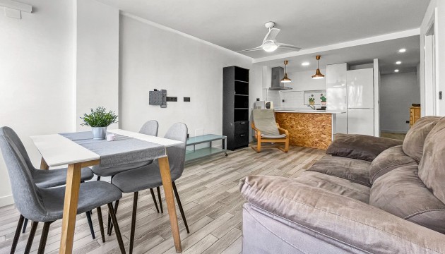 Odsprzedaż - Apartment - Orihuela Costa - Punta Prima