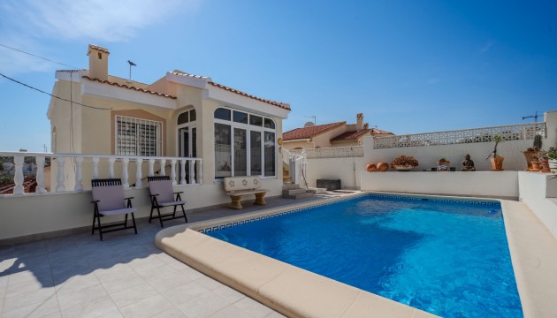 Reventa - Chalet Independiente - Ciudad Quesada - La  Marquesa Golf