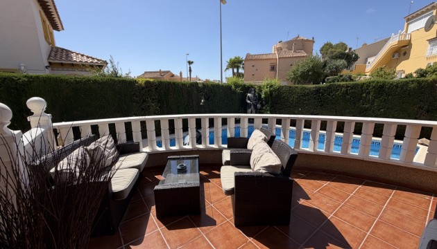 Wiederverkauf - Detached Villa - Orihuela Costa - Villamartín
