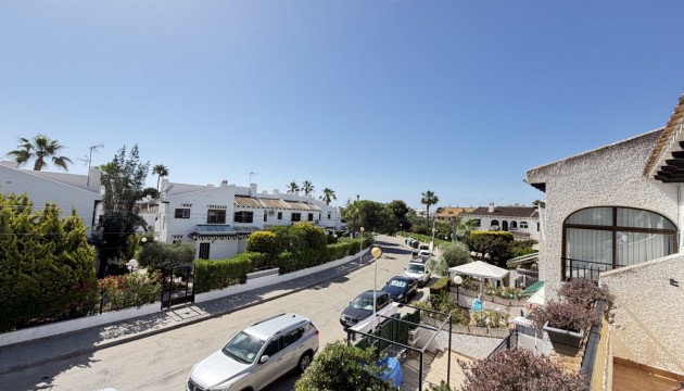 Odsprzedaż - Apartment - Orihuela Costa - Cabo Roig