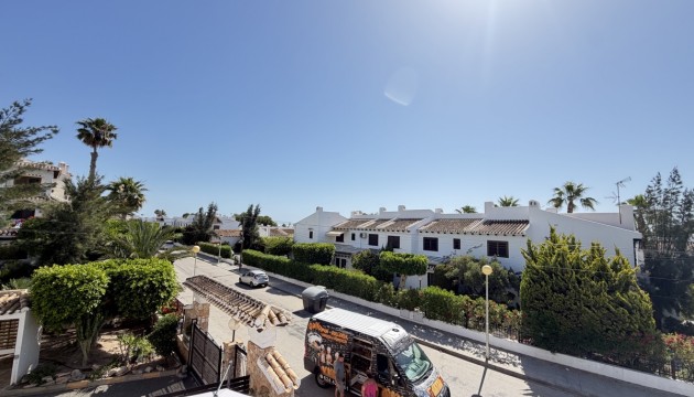 Odsprzedaż - Apartment - Orihuela Costa - Cabo Roig