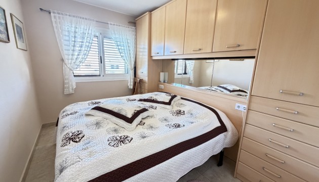 Odsprzedaż - Apartment - Orihuela Costa - Cabo Roig