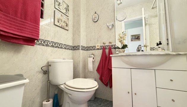 Odsprzedaż - Apartment - Orihuela Costa - Cabo Roig