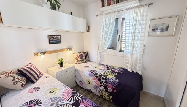 Odsprzedaż - Apartment - Orihuela Costa - Cabo Roig
