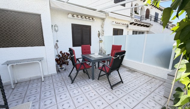 Odsprzedaż - Apartment - Orihuela Costa - Cabo Roig