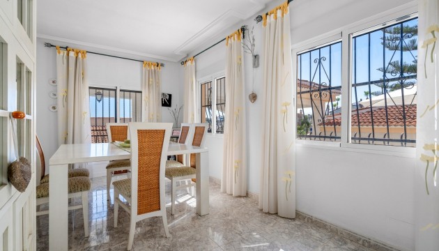 Odsprzedaż - Detached Villa - Ciudad Quesada - La Marquesa Golf