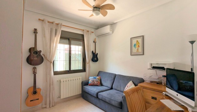 Videresalg - Detached Villa - Bigastro