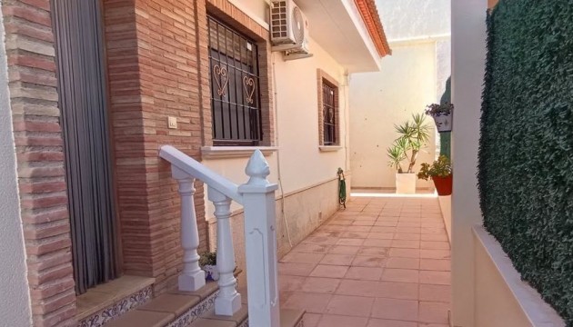 Videresalg - Detached Villa - Bigastro