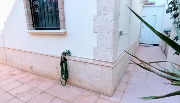 Videresalg - Detached Villa - Bigastro