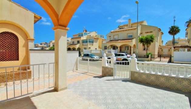 Begagnad - Radhus - Orihuela Costa - Playa Flamenca
