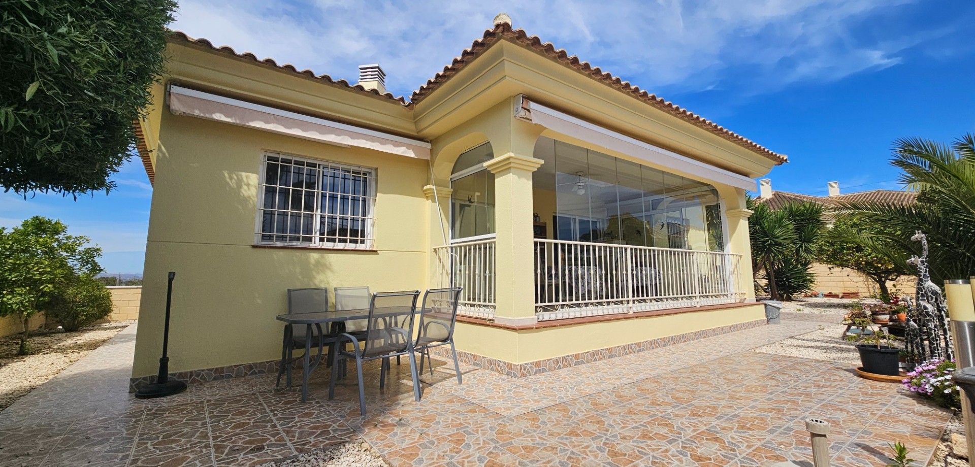 House in San Fulgencio - view 1