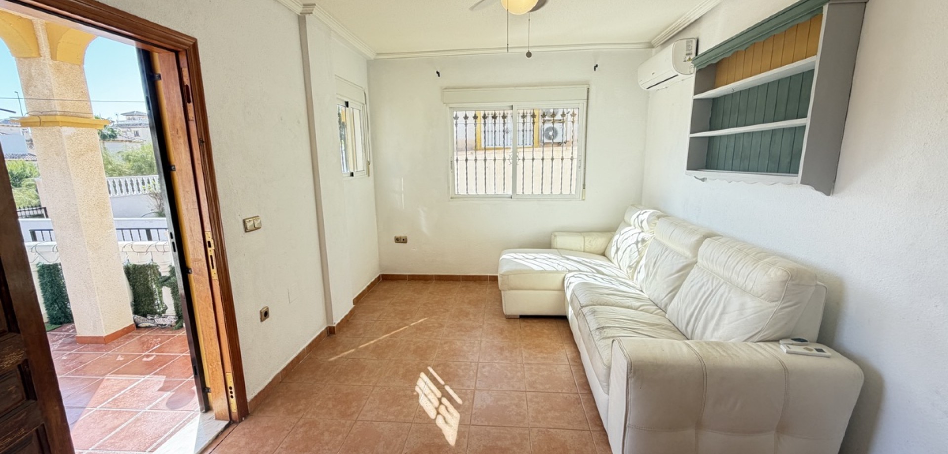 House in Playa Flamenca - Image 5