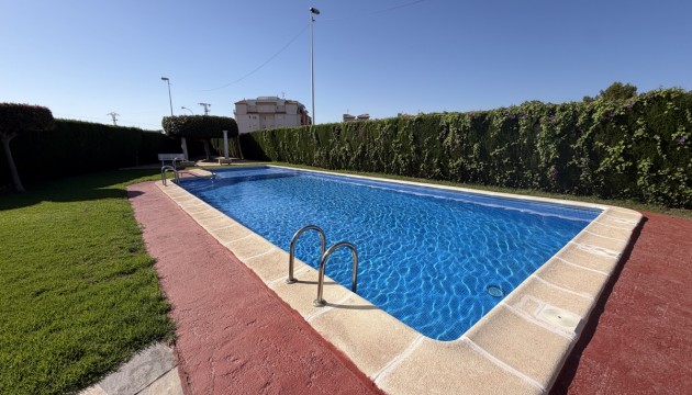 Begagnad - Radhus - Orihuela Costa - Playa Flamenca