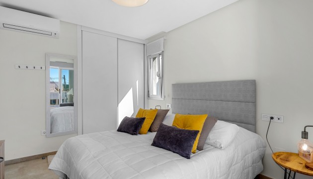 Begagnad - Radhus - Orihuela Costa - La Florida