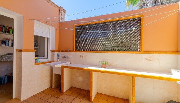 Wiederverkauf - Detached Villa - Orihuela Costa - Campoamor