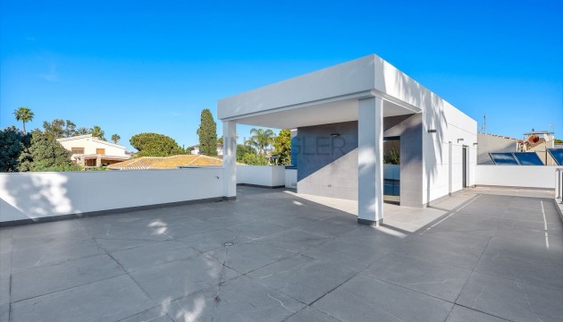 Перепродажа - отдельная вилла - Orihuela Costa - Campoamor