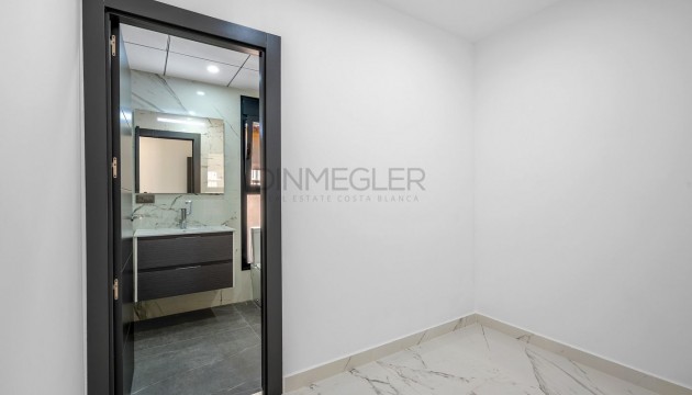 Перепродажа - отдельная вилла - Orihuela Costa - Campoamor