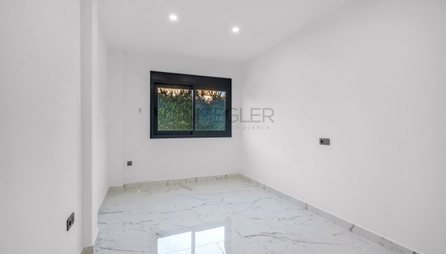 Перепродажа - отдельная вилла - Orihuela Costa - Campoamor
