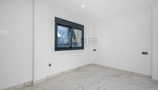 Перепродажа - отдельная вилла - Orihuela Costa - Campoamor
